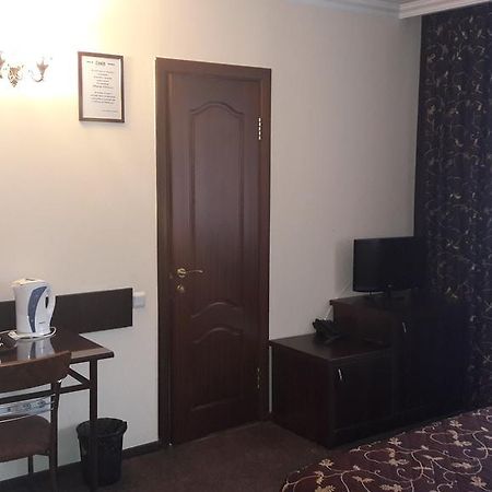Salem On Tulebaeva Street Hotel Almaty Eksteriør billede